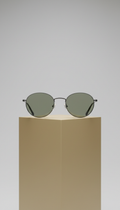 Modern round metal frame sunglasses