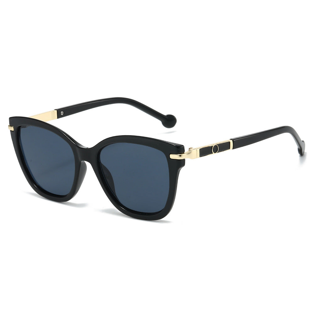 Bay cat-eye sunglasses in Black Gold Smoke