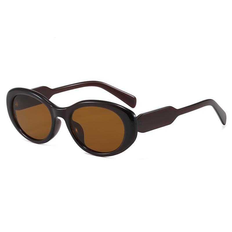 Caelum oval sunglasses in Black Brown