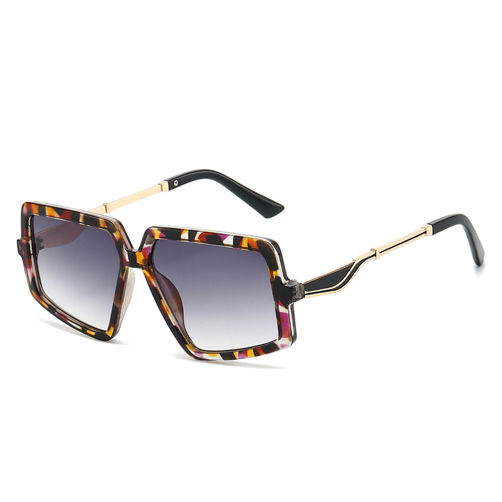 Chaos geometric square sunglasses in Colorful Tortoise