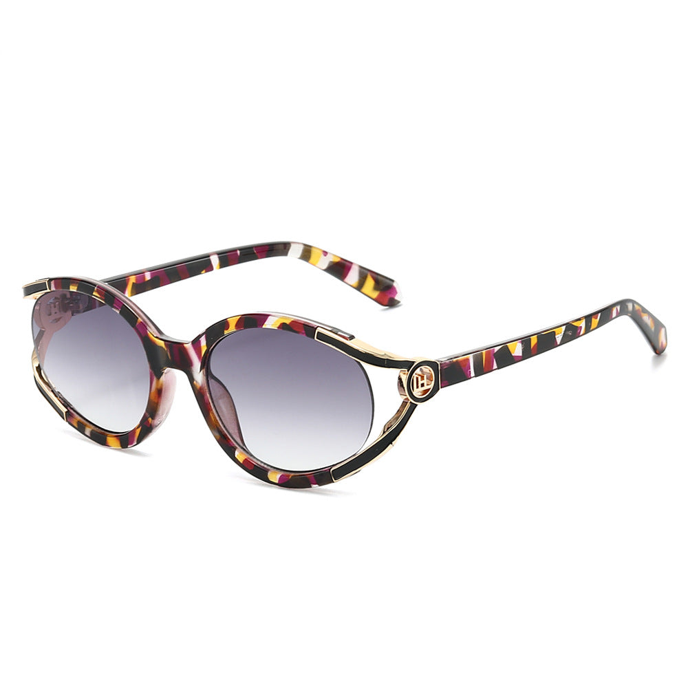 Flare cat-eye sunglasses in Colorful Tortoise