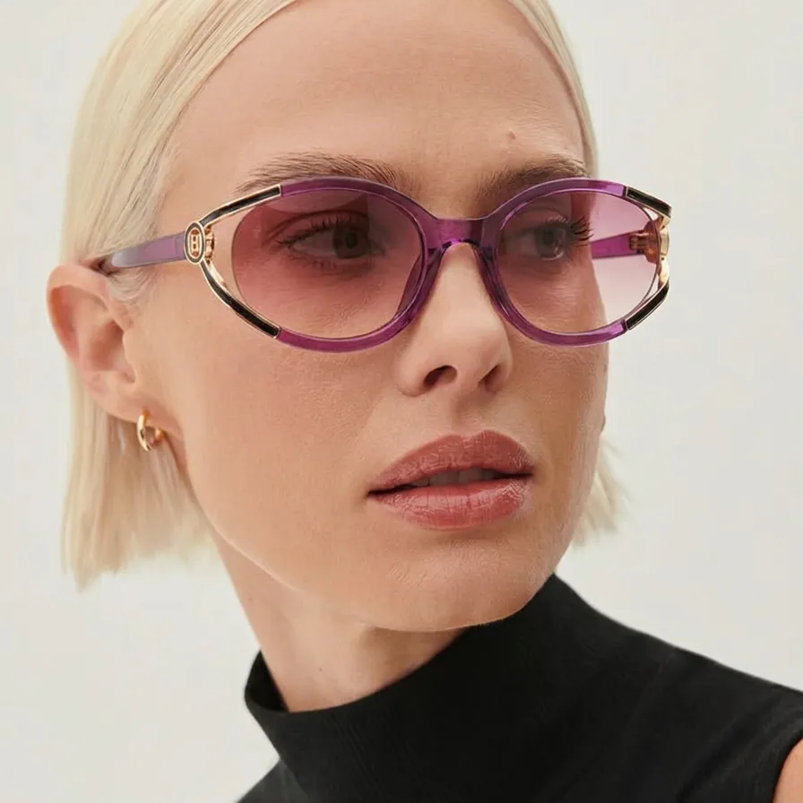 Flare Purple Blush cat-eye sunglasses on model