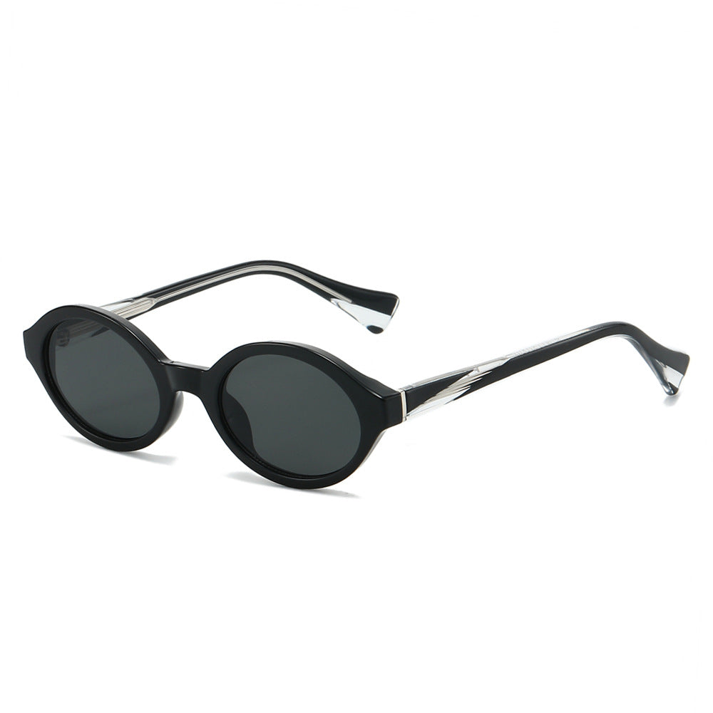 Hush round sunglasses in Black Smoke