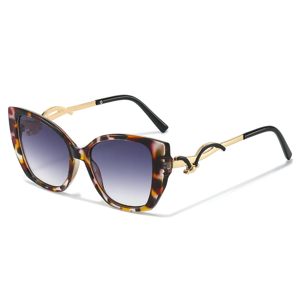 Sage cat-eye sunglasses in Colorful Tortoise