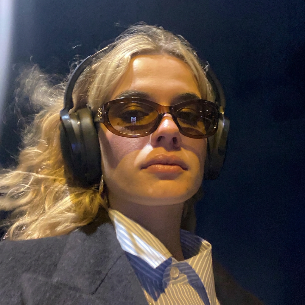 Sterling Brown Brown cat-eye sunglasses on model