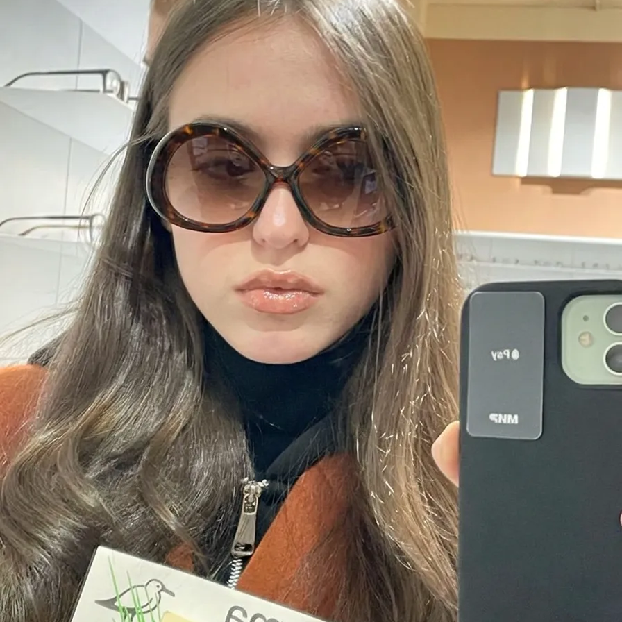 Tide Tortoise Brown oversized oval sunglasses lifestyle view