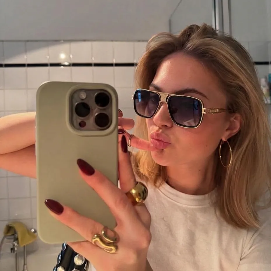 Wave Gold Amber vintage aviator sunglasses lifestyle view