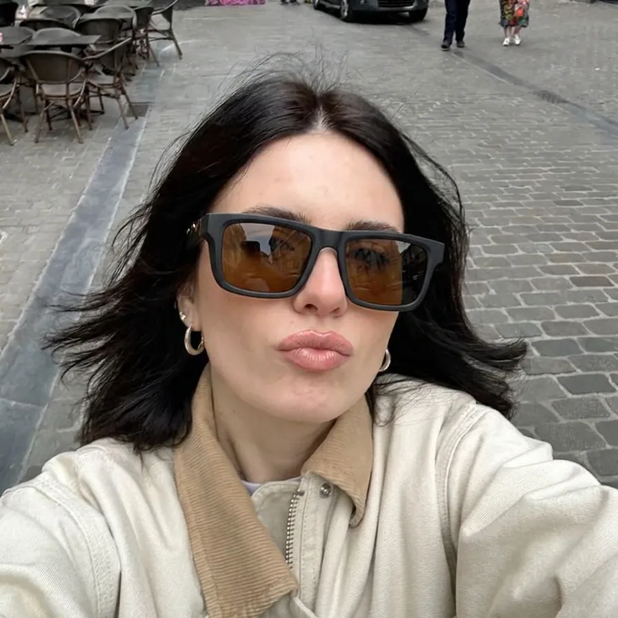 Zero Black Smoke square sunglasses on model